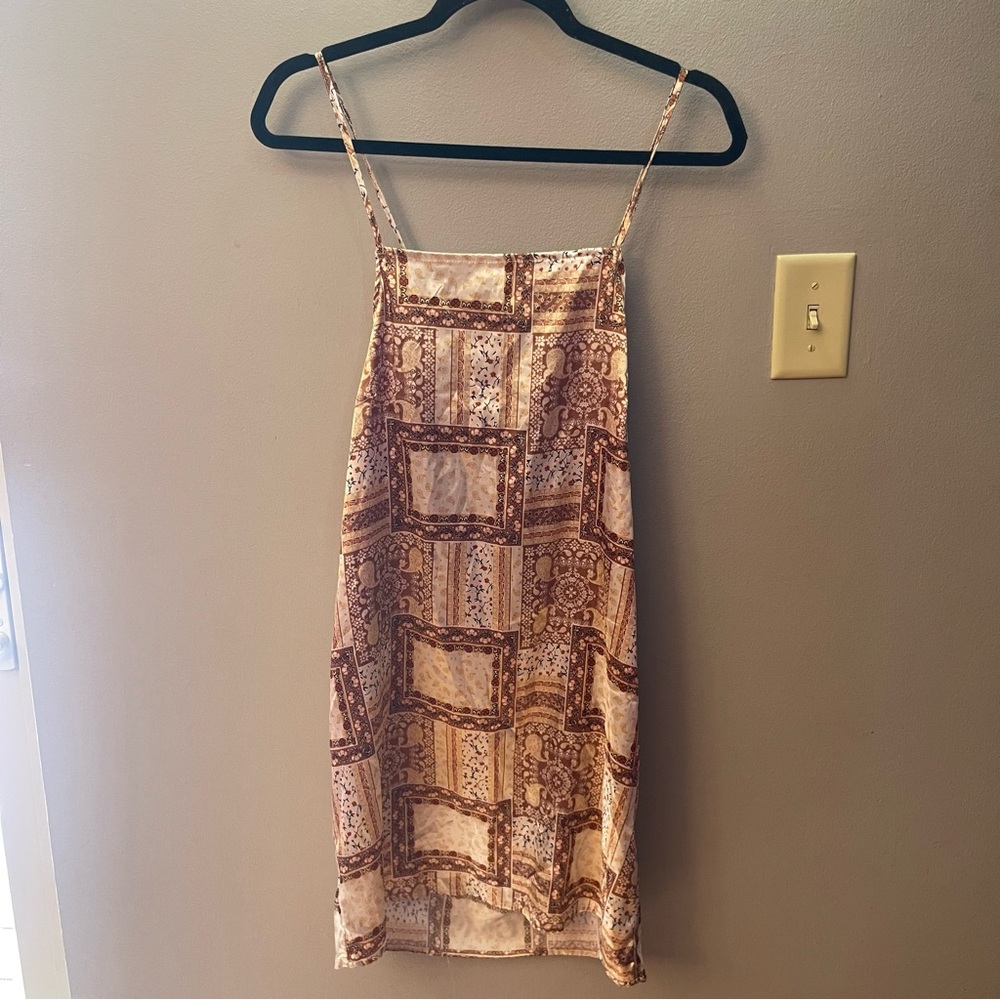 Elegant Women’s sleeveless brown patchwork paisley satin mini Dress